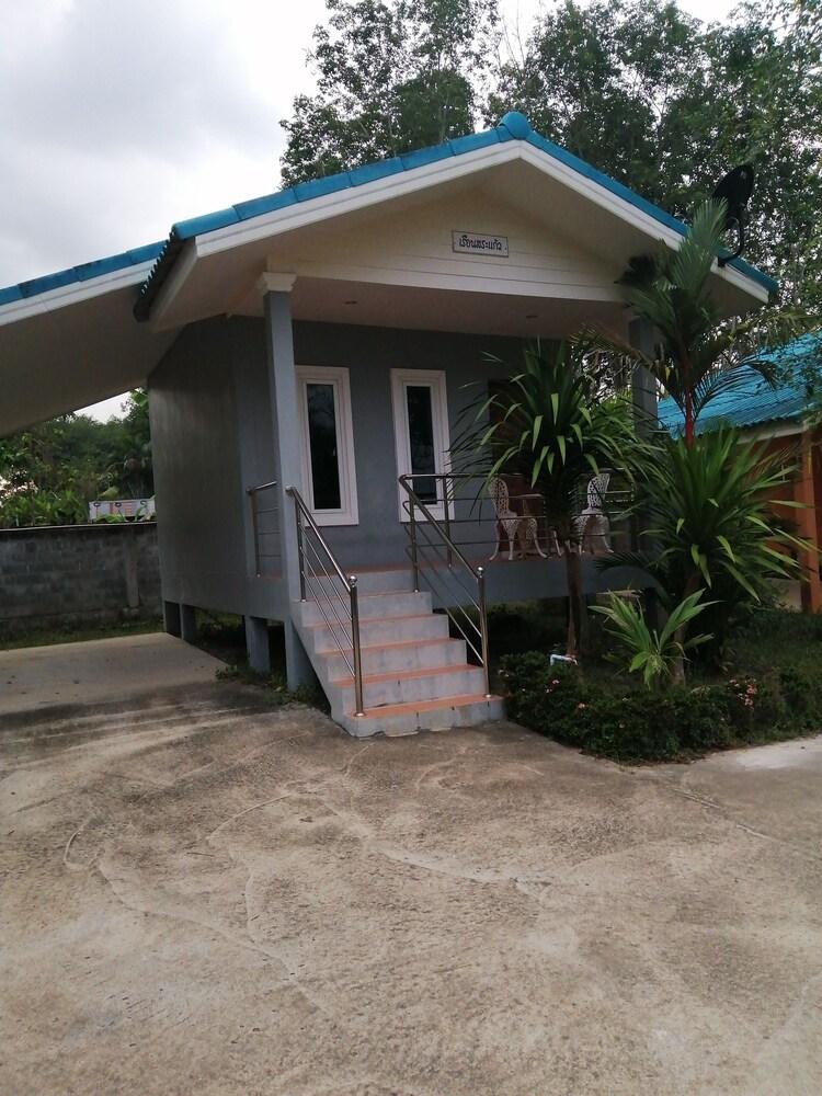 Oyo 75515 Sairung Farmstay ク ラビ エクステリア 写真