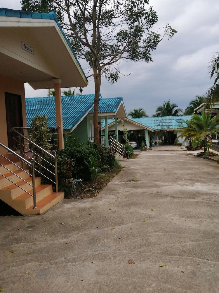Oyo 75515 Sairung Farmstay ク ラビ エクステリア 写真
